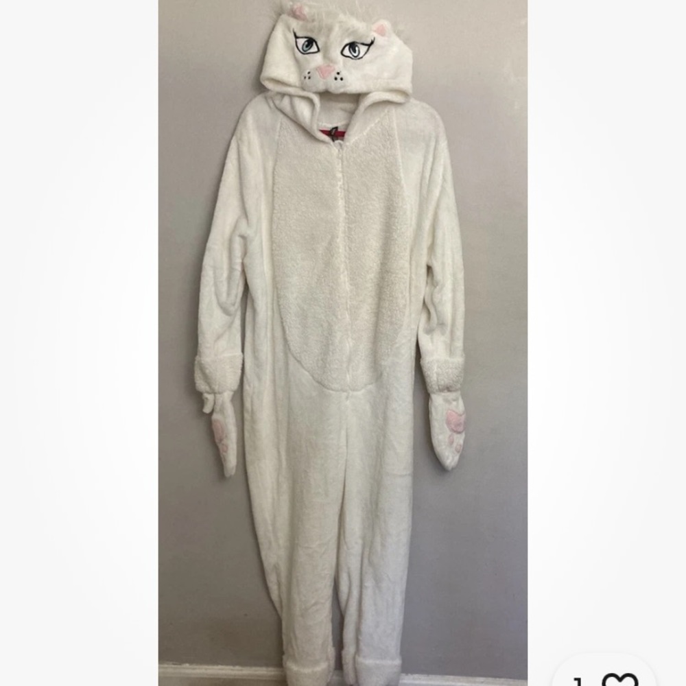 5-11 Torrid One piece Pajamas White Animal Cat 3x 4x Animal Fleece Zip Cosplay